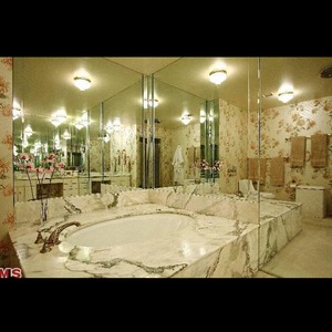 Lauren Conrad's New Home in the Hills!
