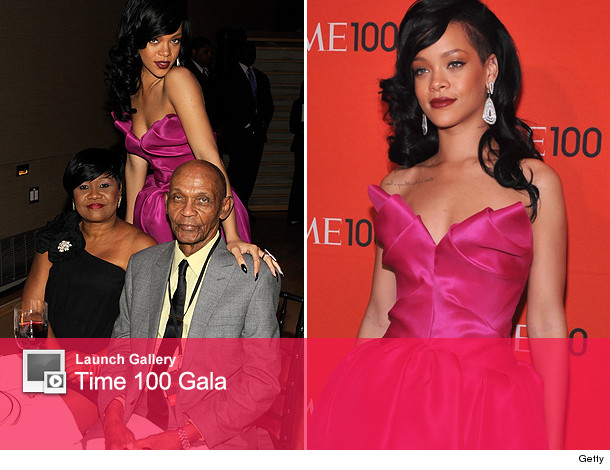 0425_rihanna_launch