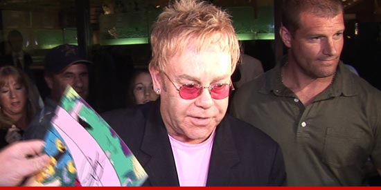 0426_elton_john_tmz