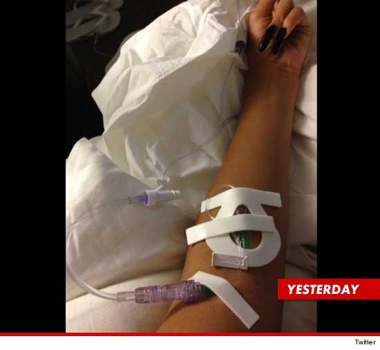 The IV picture Rihanna shared on Twitter