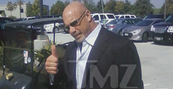 Junior Seau Memorial -- WWE Legend Bill Goldberg Arrives