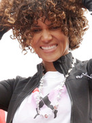 Halle Berry's Curly Extensions -- Like the Look?
