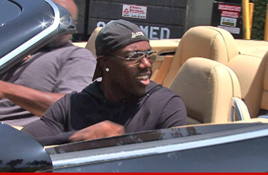 0516_terrell_owens_tmz