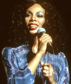 Celebrity Fans React to Donna Summer's Death