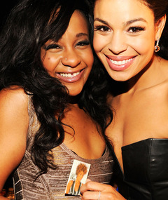 Jordin Sparks Covers "I Will Always Love You" for Whitney Houston Tribute