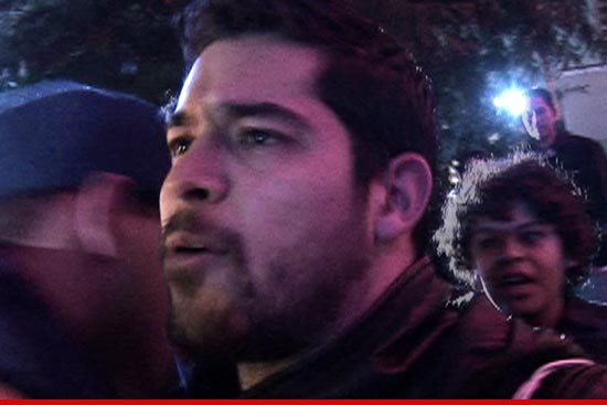 0524_wilmer-valderrama_tmz