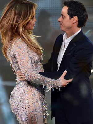 Jennifer Lopez Hits Vegas With Casper Smart & Marc Anthony