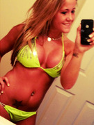 Jenelle Evans Posts Bikini Pic, Says "I'm Not Pregnant!"