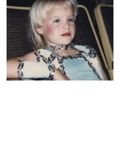 Kristen Bell Tweets Hilarious Photo From Her Past!
