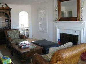Inside Snooki's "Jersey Shore" Pad