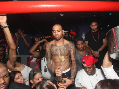 > Detail account of what happen between Chris Brown and Drake by a model sitting at CB table*NY POST* - Photo posted in The Hip-Hop Spot | Sign in and leave a comment below!