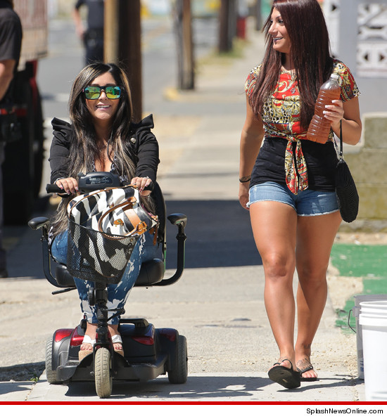 0616_snooki_deena_jersey_shore_splash