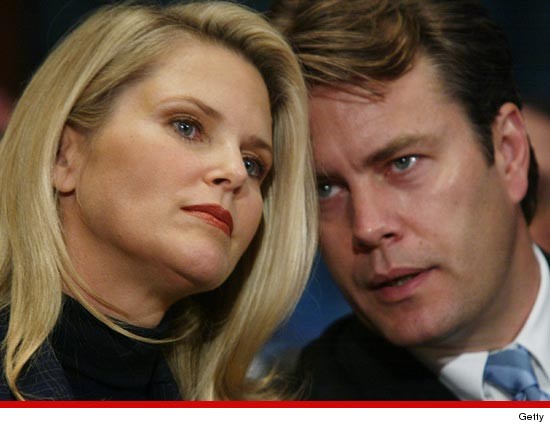 0623_christie-brinkley-peter-cook_getty