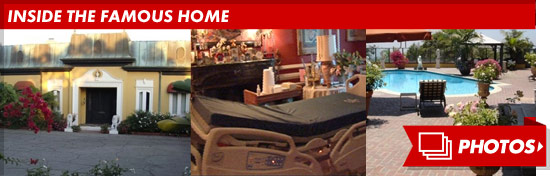 0703_zsa_zsa_house_footer