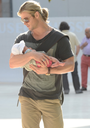 Chris Hemsworth's Awww-dorable Baby Pictures