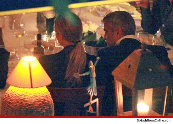 0706_splash_george_clooney