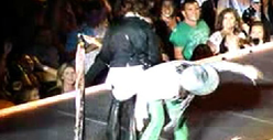 Aero Assault -- Perry Shoves Steven Tyler Off Stage