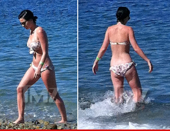 0718_katy_perry_catalina_bikini_v2