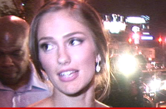 0720_minka_kelly_tmz_article