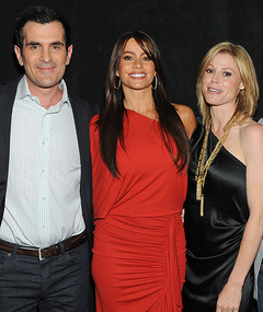 Cast of "Modern Family" Sues Over Their Contracts