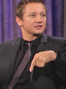 Video: Jeremy Renner Describes Embarrassing Viagra Fiasco