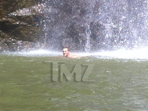Tom Brady Throws Himself Off a Cliff