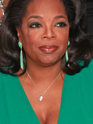 Oprah Winfrey Shows Off Her Natural Hair