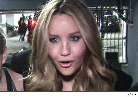 0805_amanda_bynes_tmz