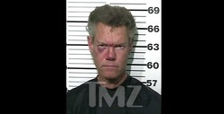 Cops: Randy Travis Threatened to SHOOT, KILL Troopers