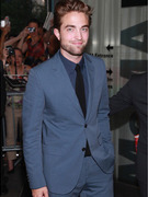 Robert Pattinson Hits First Red Carpet Post-Cheating Scandal -- And Looks Good!