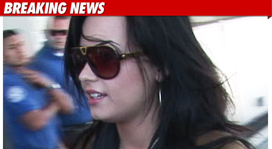 0419-demi-lovato-bn-tmz-01