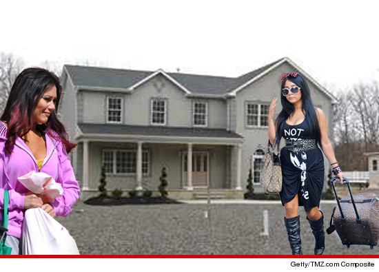 0817_jwoww_snooki_tmz_getty