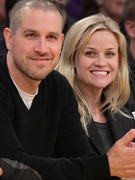 Reese Witherspoon Gives Birth to Baby Boy!