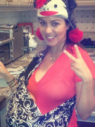 Kim Kardashian Tweets Pic of Kourtney & Baby Penelope