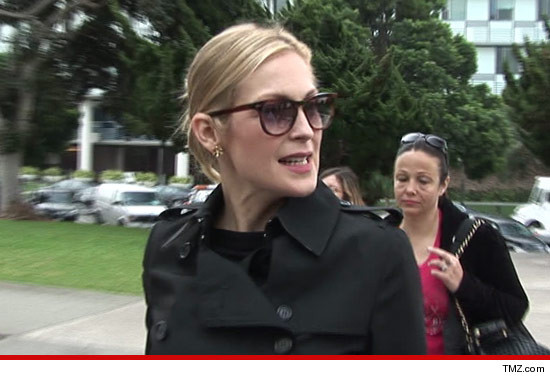 0828_kelly_rutherford_custody_article_tmz_2