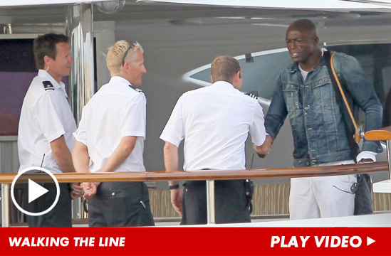 083012_seal_still