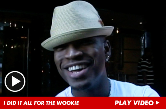 083112_neyo2_still