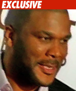 0204_tyler_perry_ex_tmz_01-2