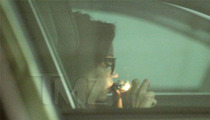 Amanda Bynes -- Smokin' From Drug Pipe, Driving Illegally