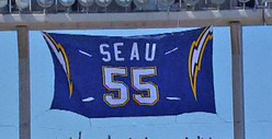 Junior Seau -- Chargers Retire Jersey No. 55 During Emotional Tribute