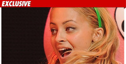 Nicole Richie -- Officially a Free Woman!!!