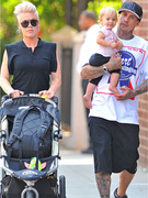 Pink, Carey Hart and Baby Willow's Family Play Day!