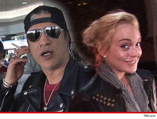 0919-slash-lindsay-lohan-tmz