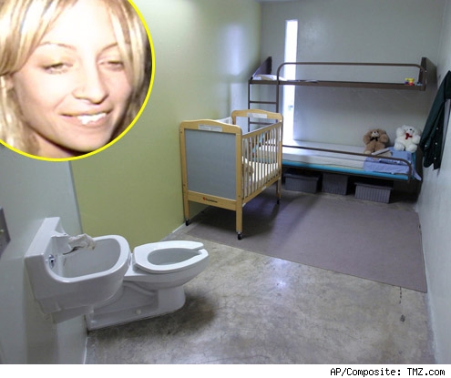 0717_nicole_baby_jail_cell_ap_tmz-1