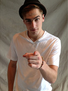 "Big Time Rush's" Kendall Schmidt Dishes on New Season and One Direction!