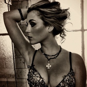 Stare at Alexa Vega Sexy Twitter Photos