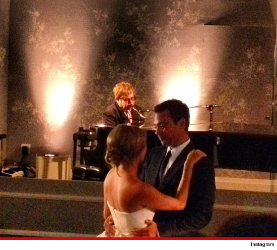 1001_elton_john_laura_katzenberg_wedding_2