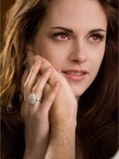 Robert Pattinson & Kristen Stewart Intimate In New "Twilight" Pics