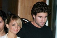 Nicole and Brody Split -- Nic's Heart "Never In It"