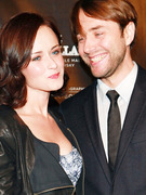 "Mad Men" Couple Makes Red Carpet Debut!